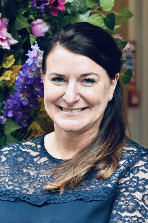 Mrs Christina Knox